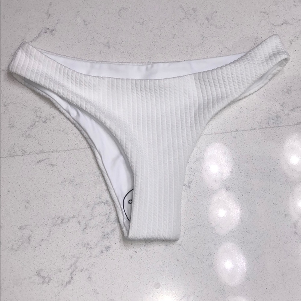 cheeky bikini bottoms